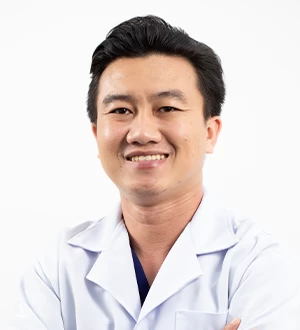 bác sĩ niềng răng lý viễn trường