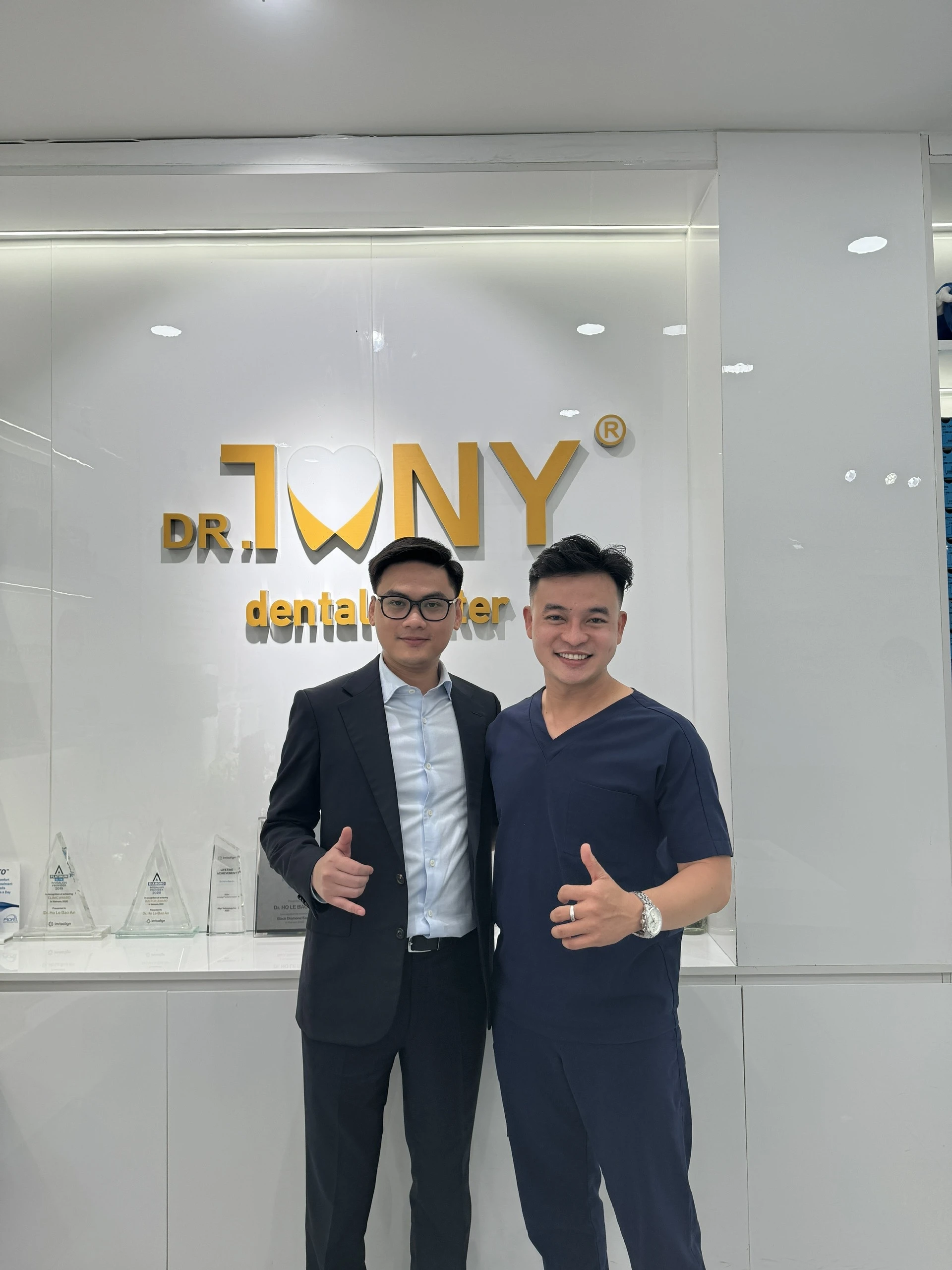 HiSmile phối hợp với các đối tác nha khoa trong hoạt động kết nối và hỗ trợ khách hàng.